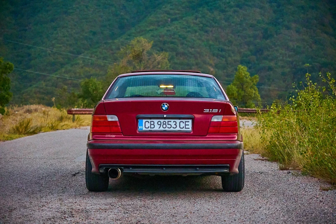 BMW 318  - изображение 3
