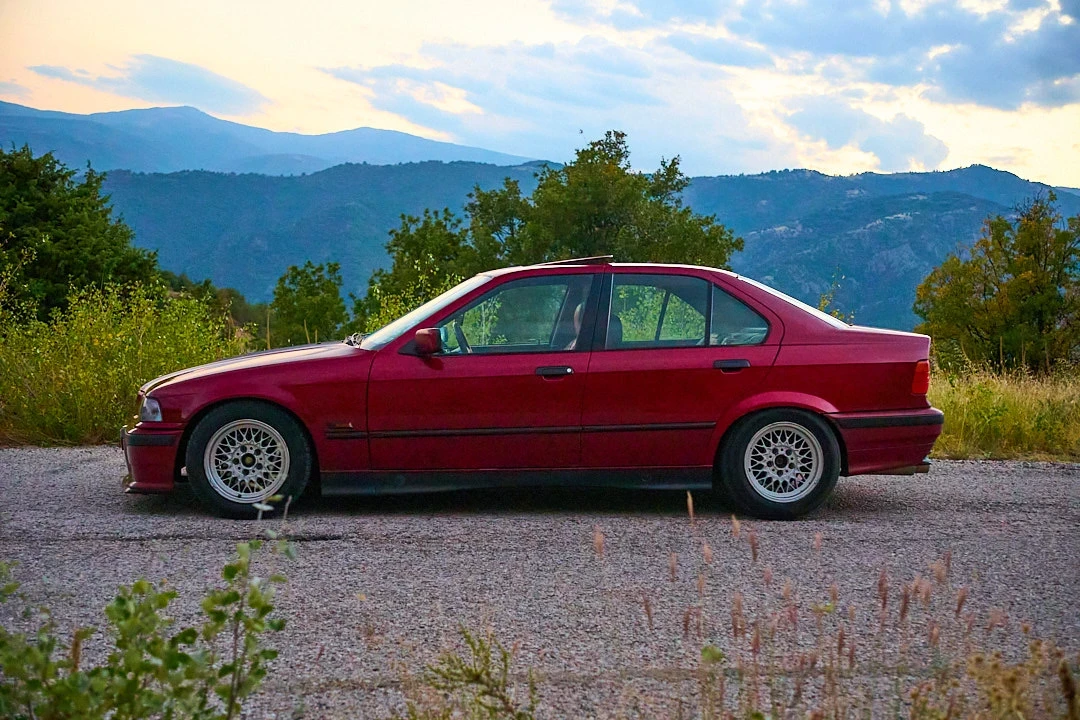 BMW 318  - изображение 2