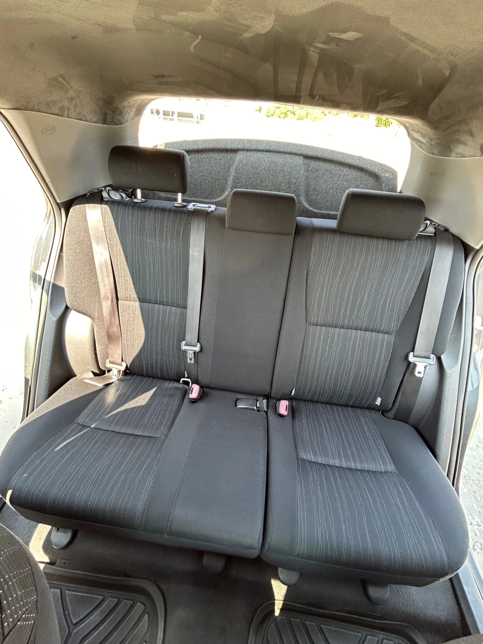 Toyota Auris 2.0 D4D - изображение 9