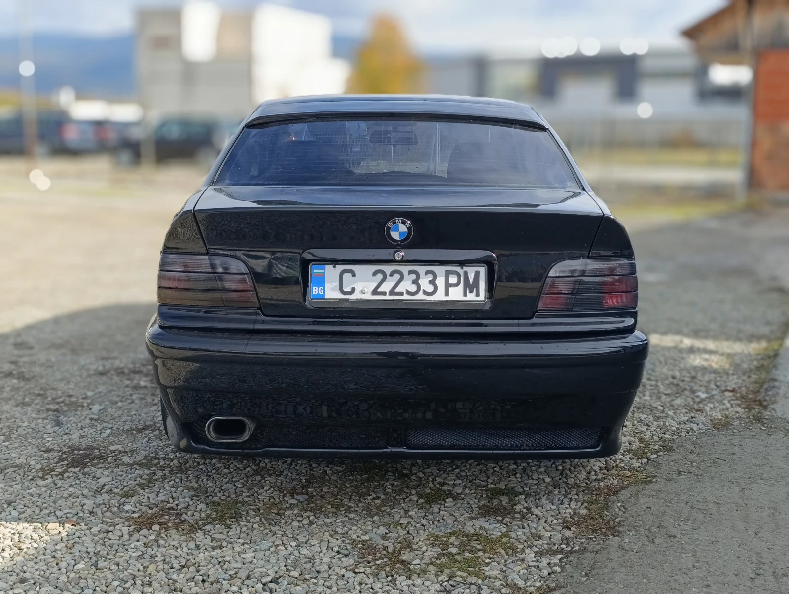 BMW 320  - изображение 4