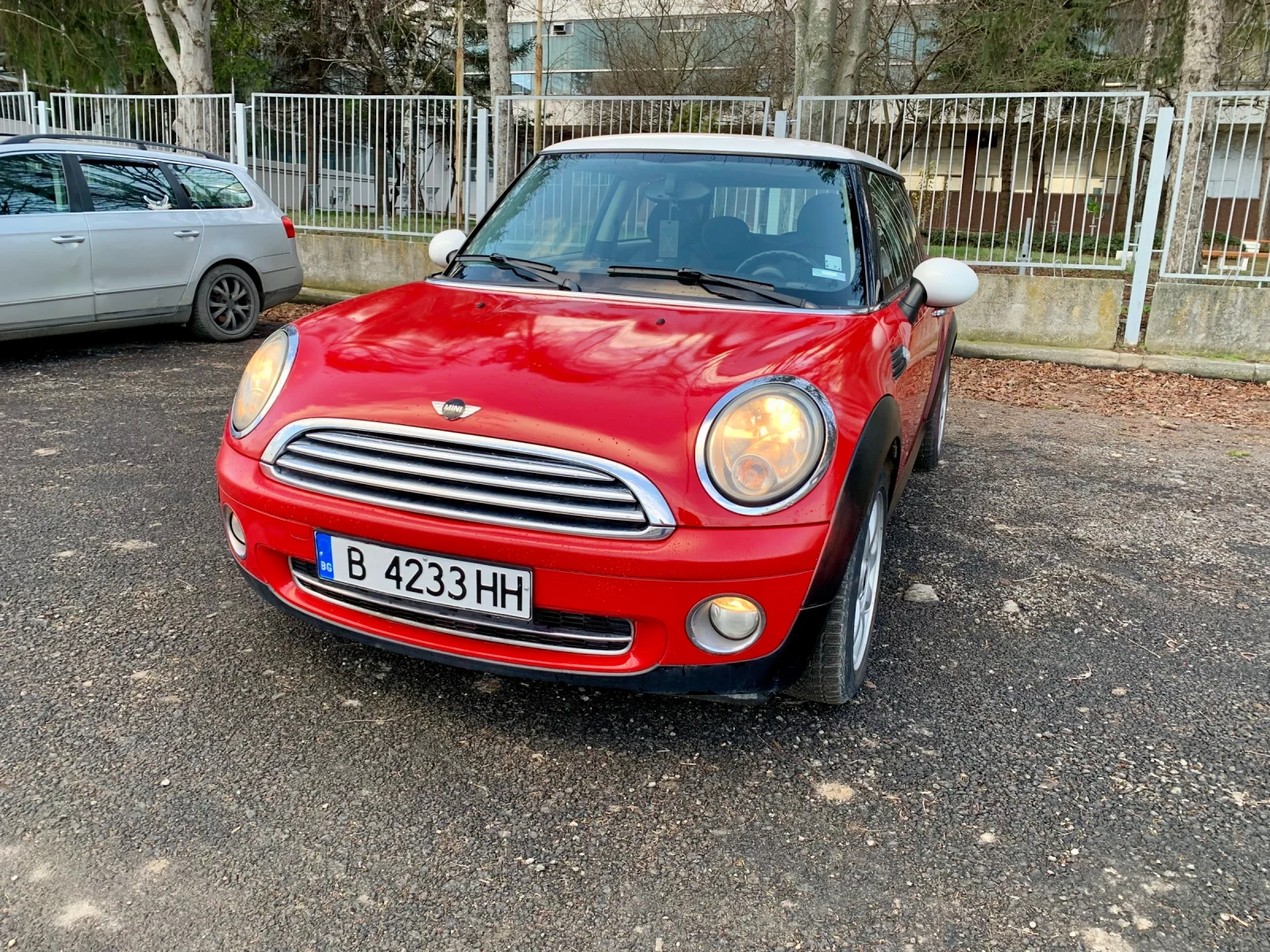 Mini Cooper 1.6i 120к.с 2008 - изображение 2