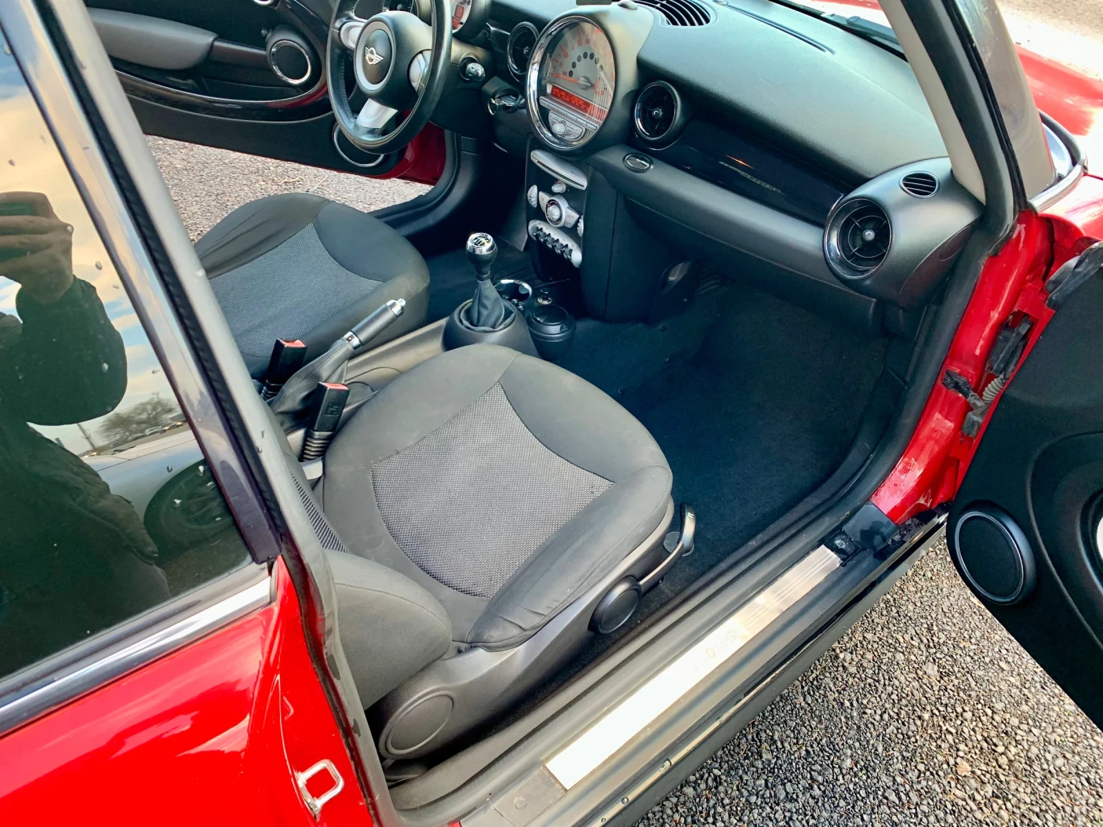 Mini Cooper 1.6i 120к.с 2008 - изображение 4