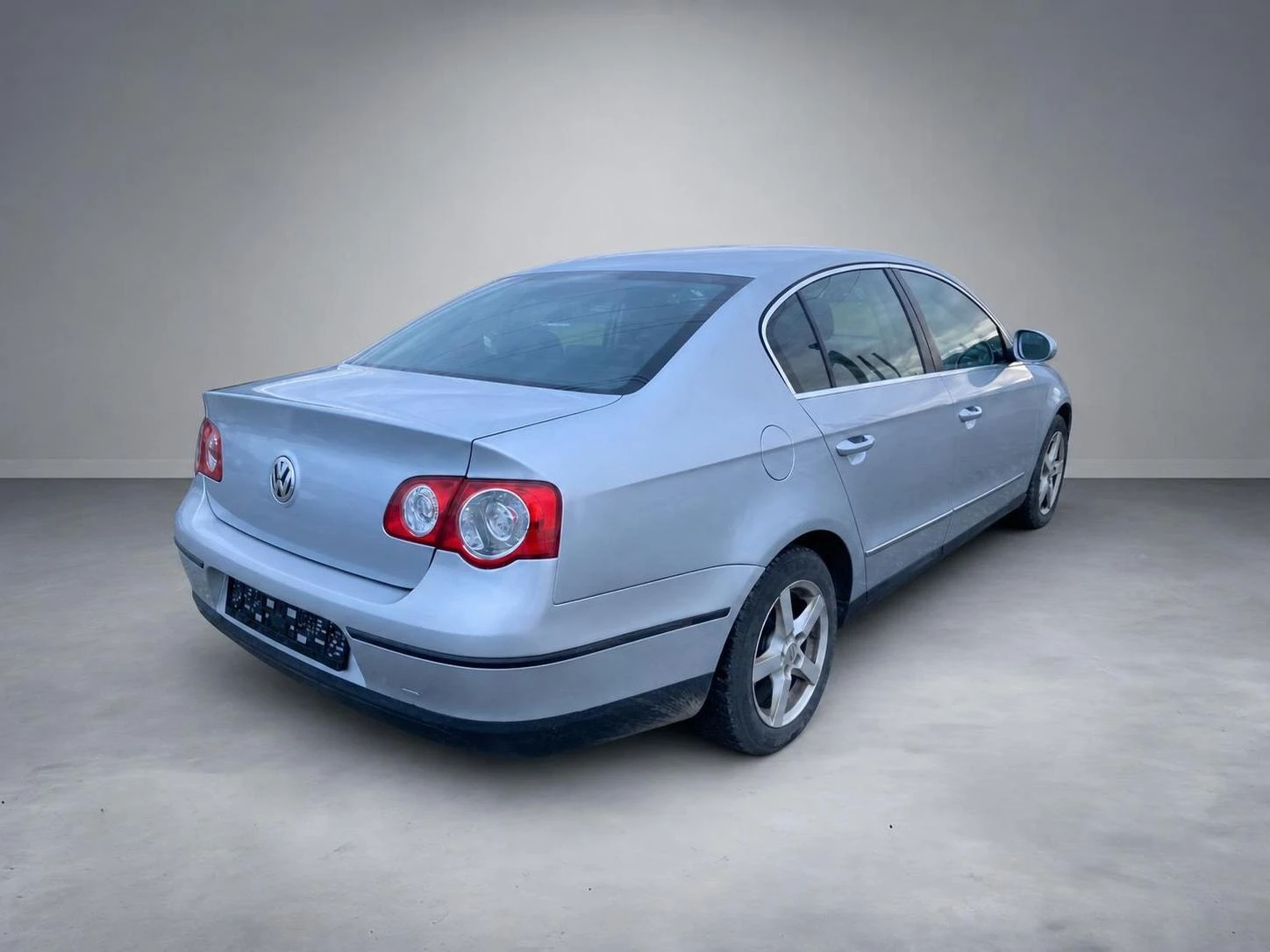 VW Passat 2.0 TDI, снимка 7 - Автомобили и джипове - 53047486
