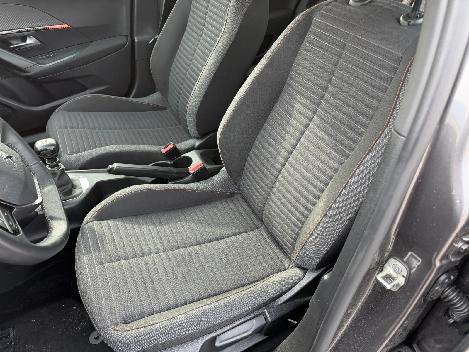 Peugeot 2008  1.5 HDi - изображение 10