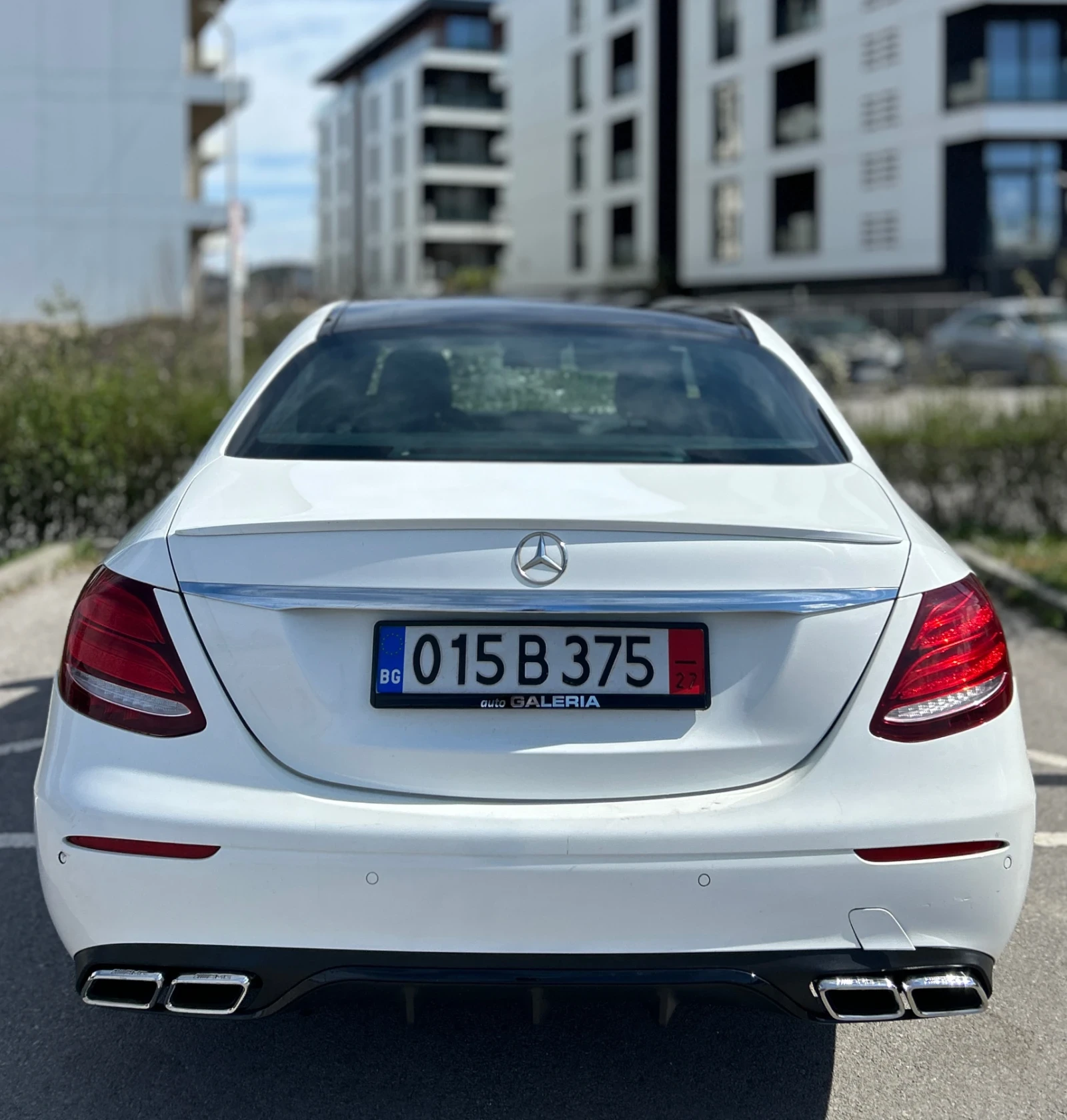 Mercedes-Benz E 220 AMG* 6.3 OPTICA, снимка 9 - Автомобили и джипове - 54150487