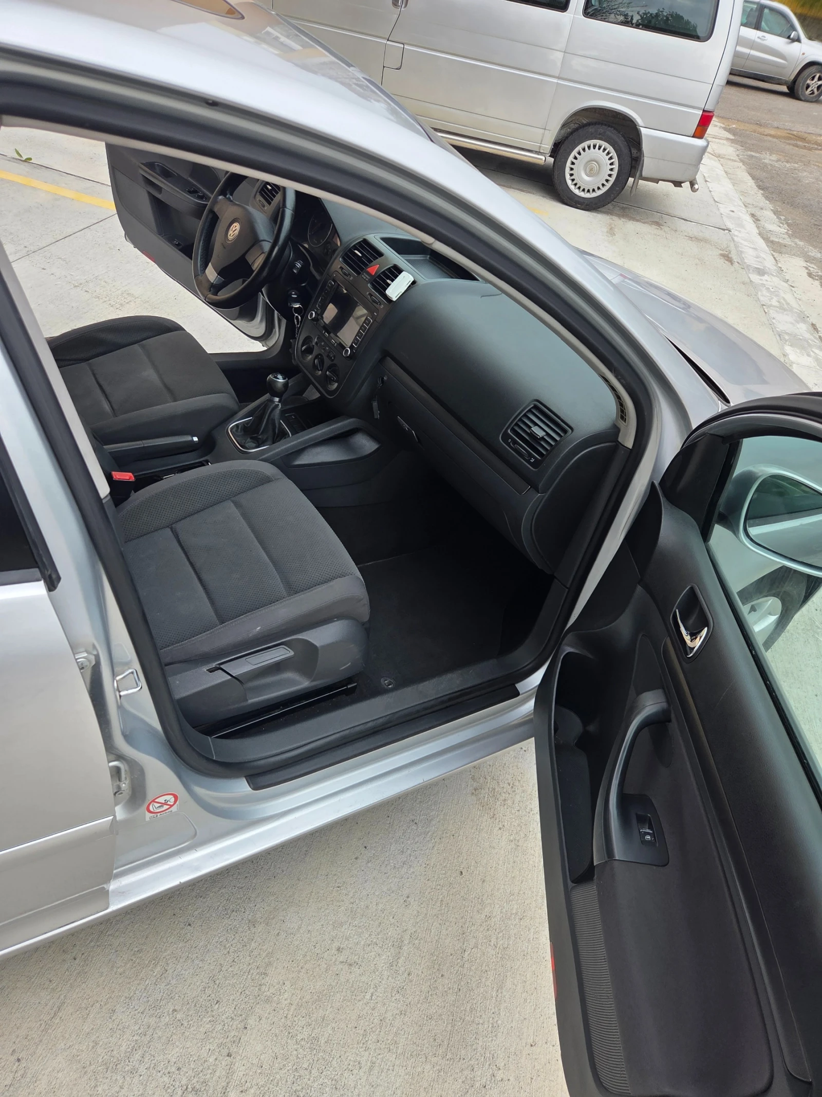 VW Golf 1.9 TDI BKC, снимка 13 - Автомобили и джипове - 54394990