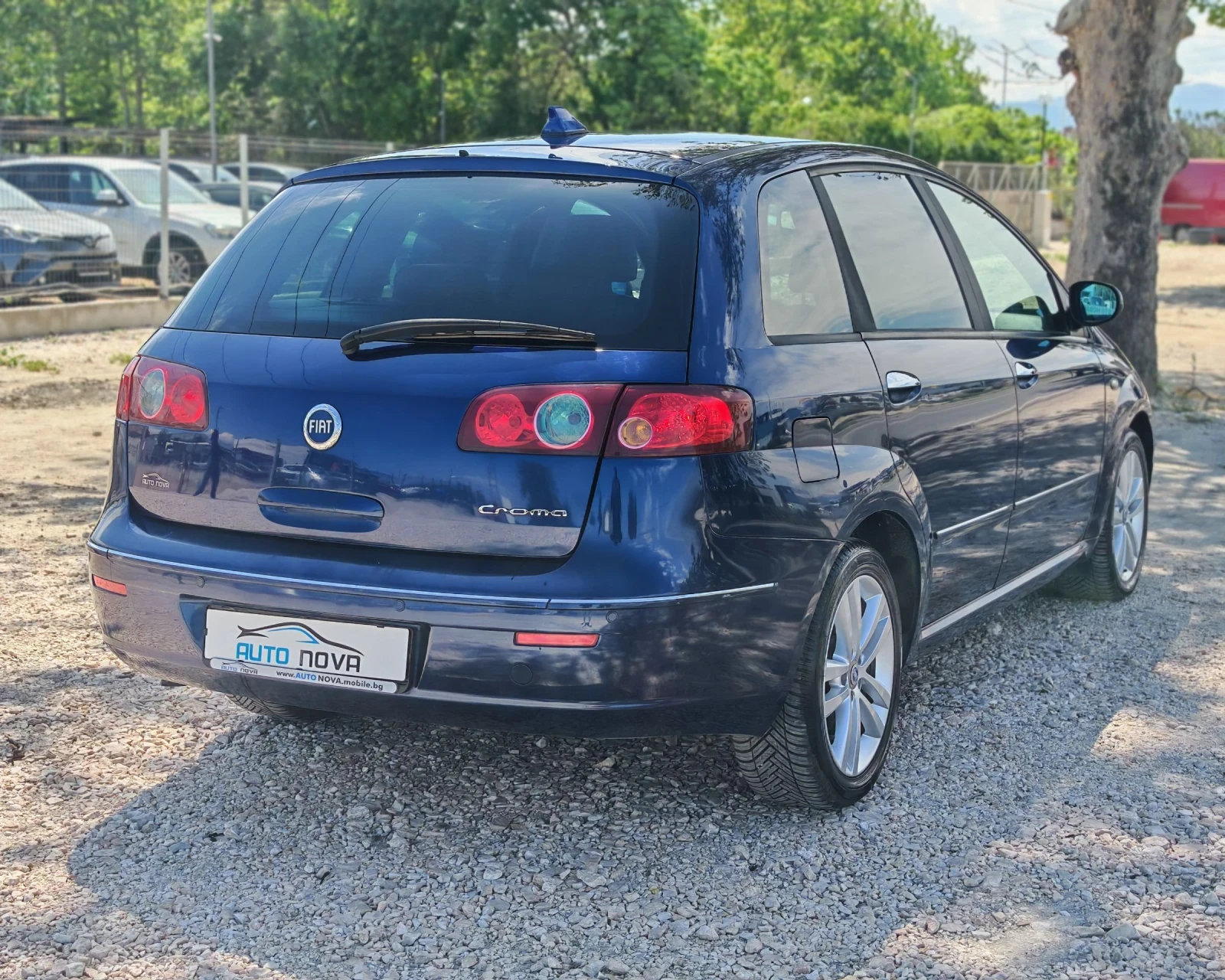 Fiat Croma 1.9 150 К.С. АВТОМАТ! КОЖА! , снимка 7 - Автомобили и джипове - 54543674