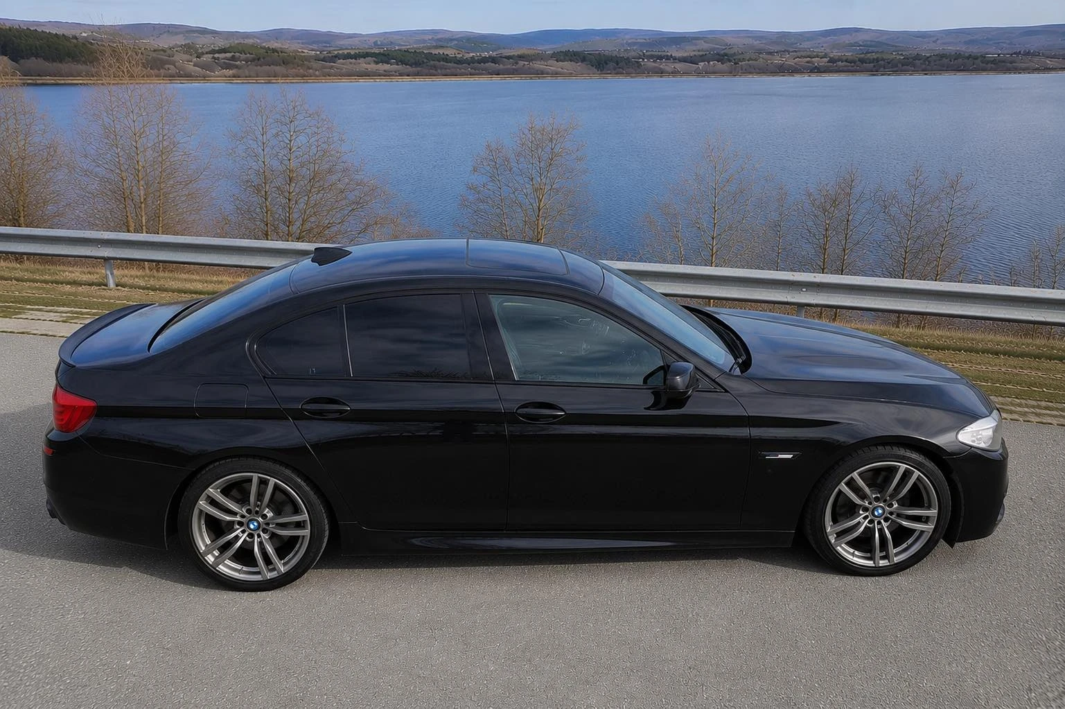 BMW 530 X-DRIVE, HEAD UP, KEYLESS, VACUUM, снимка 5 - Автомобили и джипове - 54549479