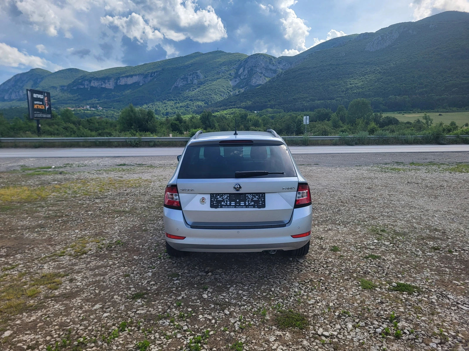 Skoda Fabia 1.0i * АВТОМАТИК* , снимка 4 - Автомобили и джипове - 54832123
