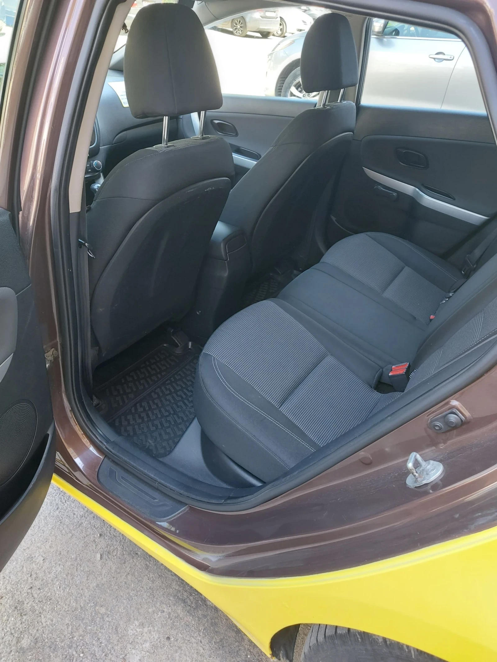 Kia Ceed KIA CEED 1.4 Бензин-Газ 99к.с., снимка 8 - Автомобили и джипове - 54859121