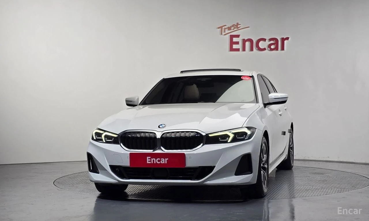 BMW 320 d DISTRONIC* HEAD-UP* ПОДГРЕВ* КАМЕРА* КРАЙНА ЦЕНА, снимка 2 - Автомобили и джипове - 54910126