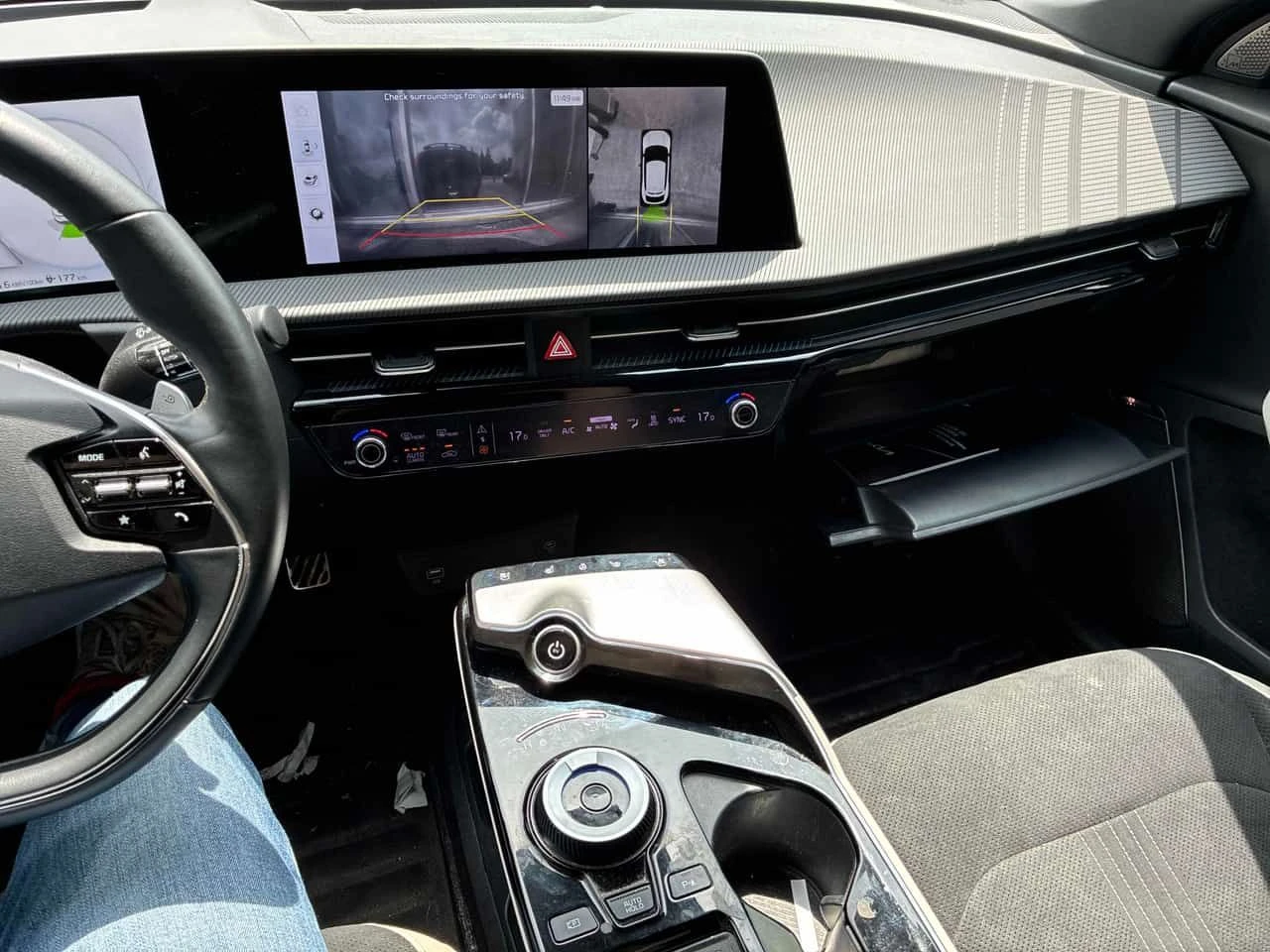Kia EV6 * AWD Long Range w/GT Line Pkg * ПРЕДСТАВИТЕЛСТВО, снимка 9 - Автомобили и джипове - 54913949
