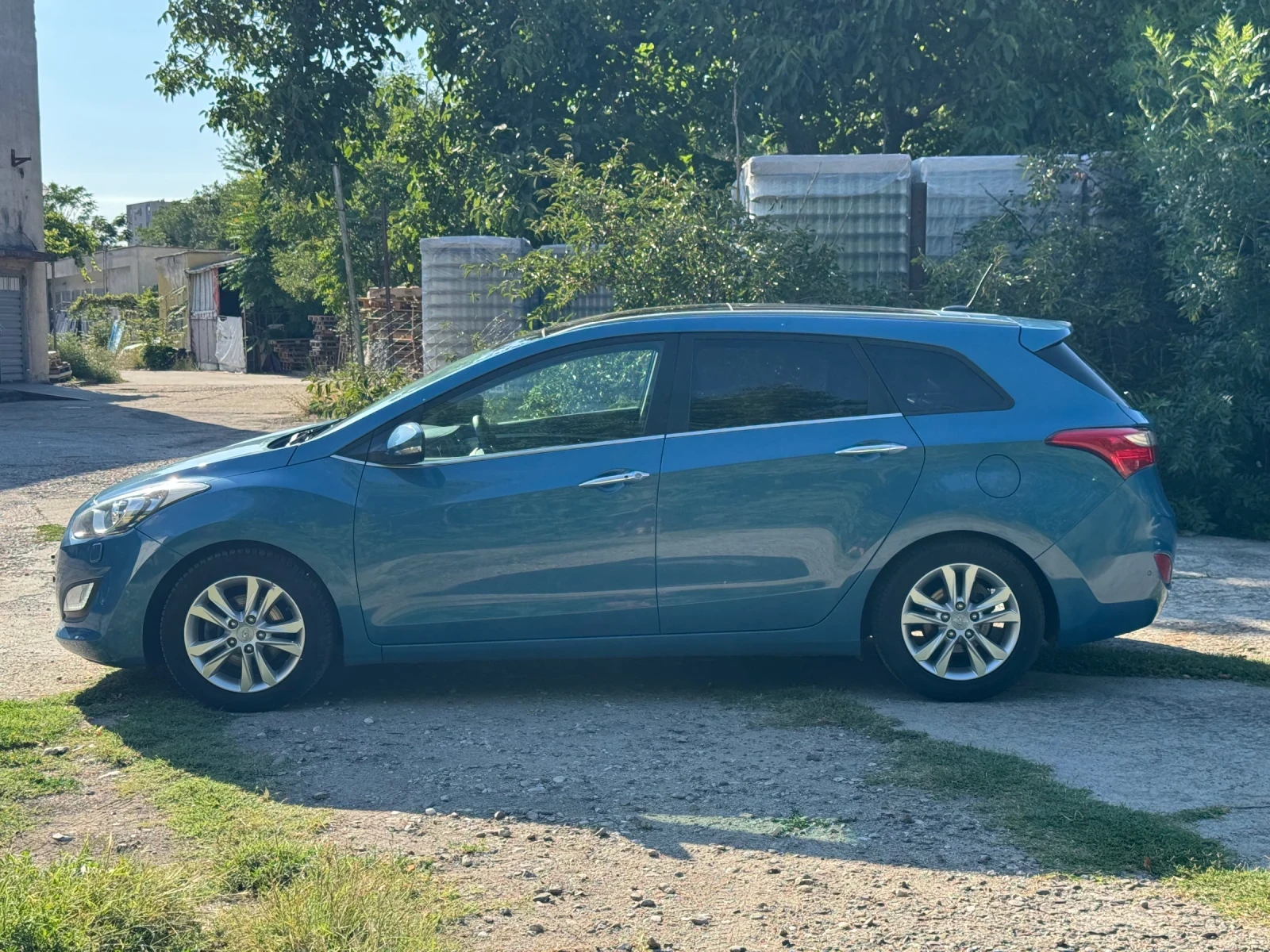 Hyundai I30 Premium 1.6 GDI, снимка 4 - Автомобили и джипове - 55237161