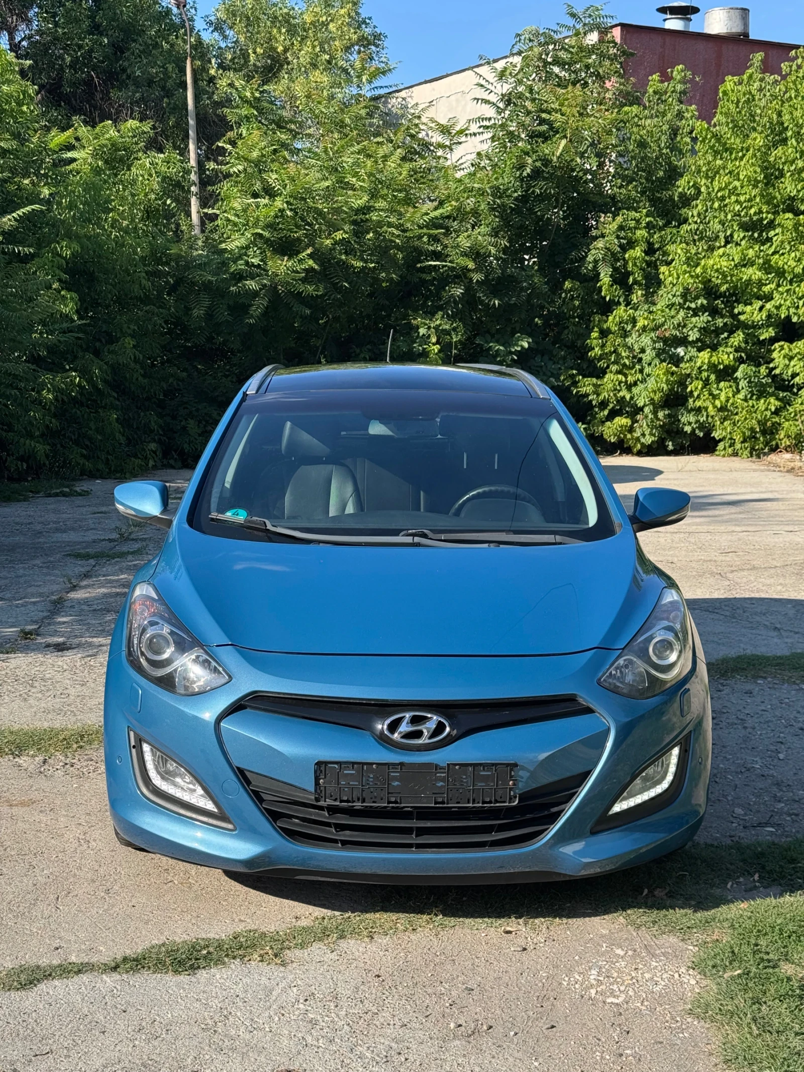 Hyundai I30 Premium 1.6 GDI, снимка 2 - Автомобили и джипове - 55237161