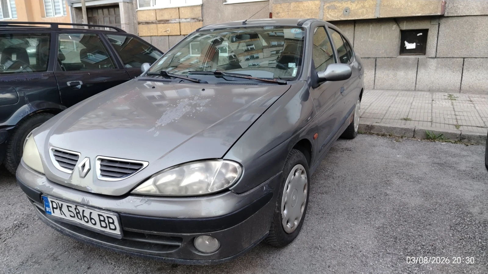 Renault Megane, снимка 2 - Автомобили и джипове - 55628862