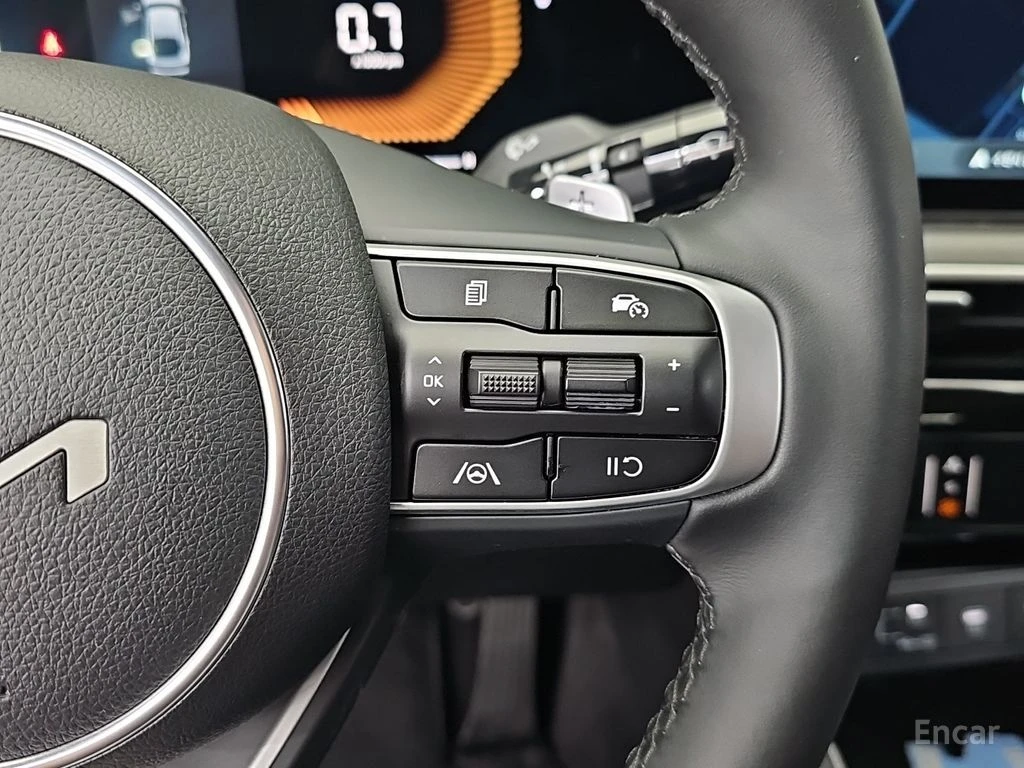 Kia K5 PRESTIGE* ОБДУХВАНЕ* КАМЕРА* LANE* ASSIST* , снимка 9 - Автомобили и джипове - 55573578