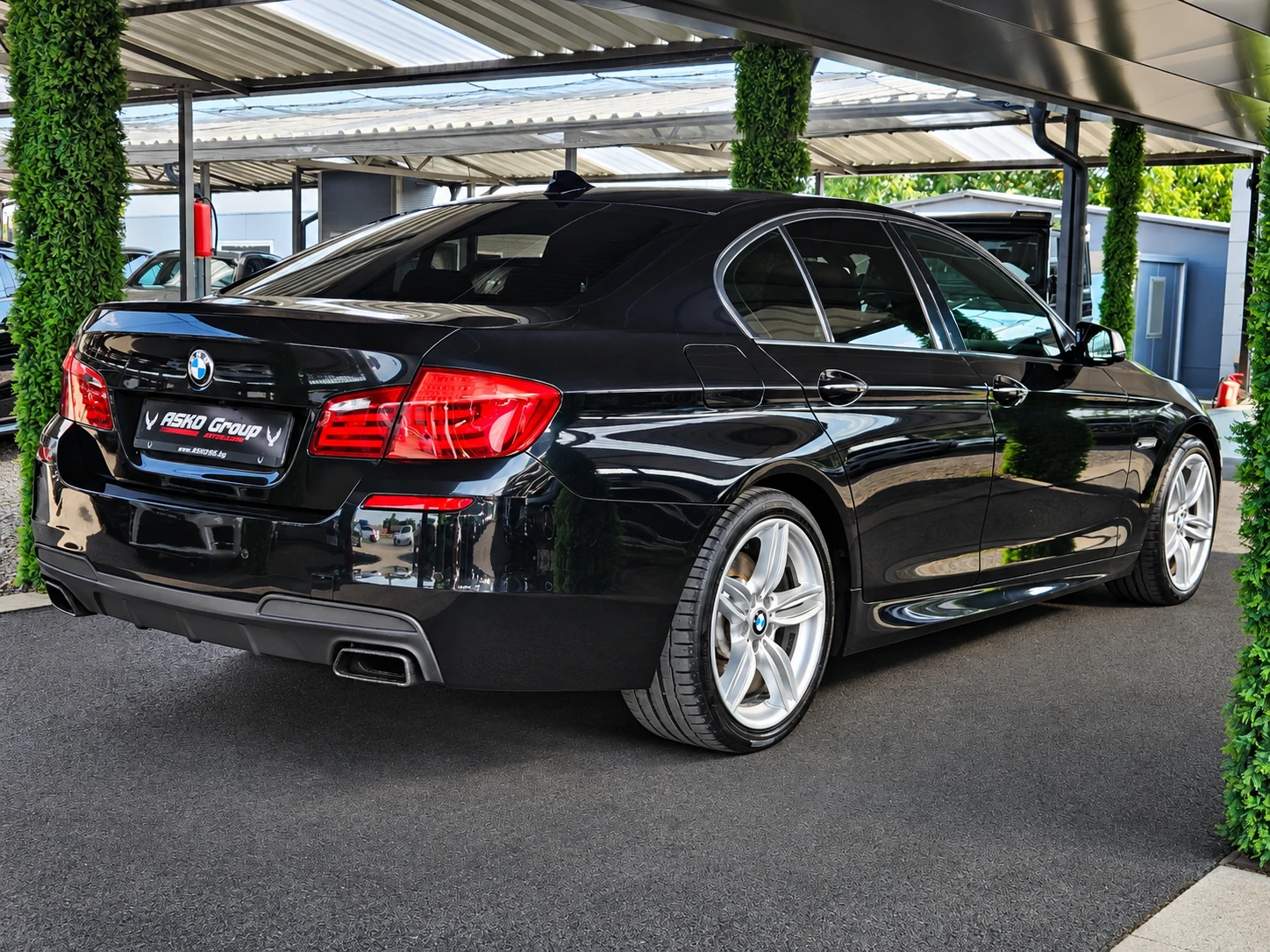 BMW 550 M/XD/SHADOW LINE/360CAM/ПОДГРЕВ/МЕМОRY/HARMAN/LIZI, снимка 5 - Автомобили и джипове - 55593046