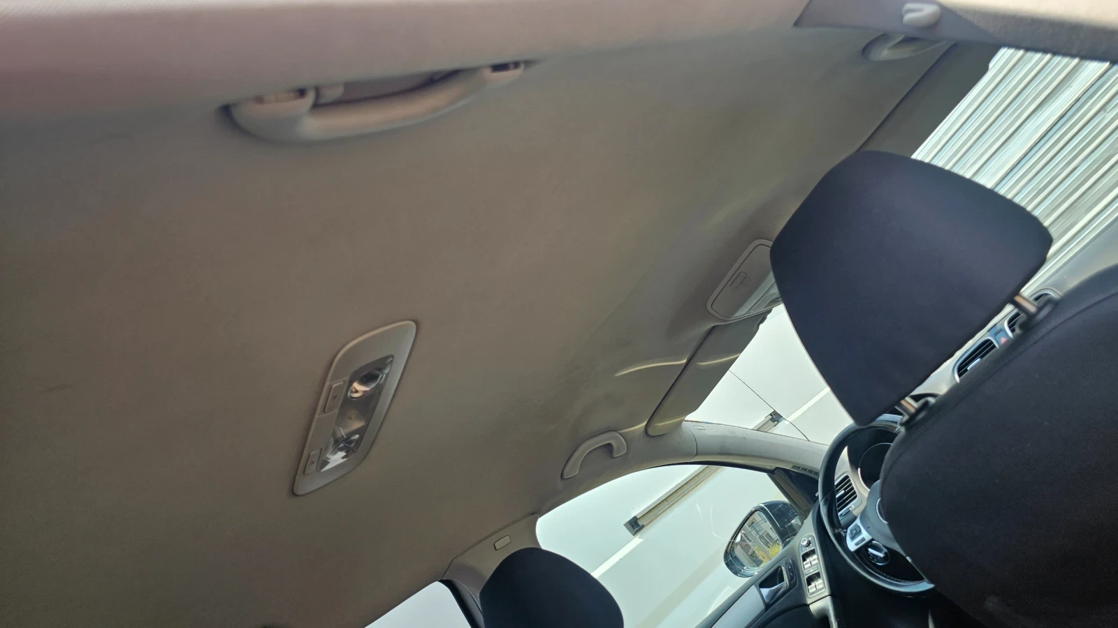 VW Golf 1.6 * ФАБРИЧНА ГАЗ* /ЛИЗИНГ/, снимка 15 - Автомобили и джипове - 55661763