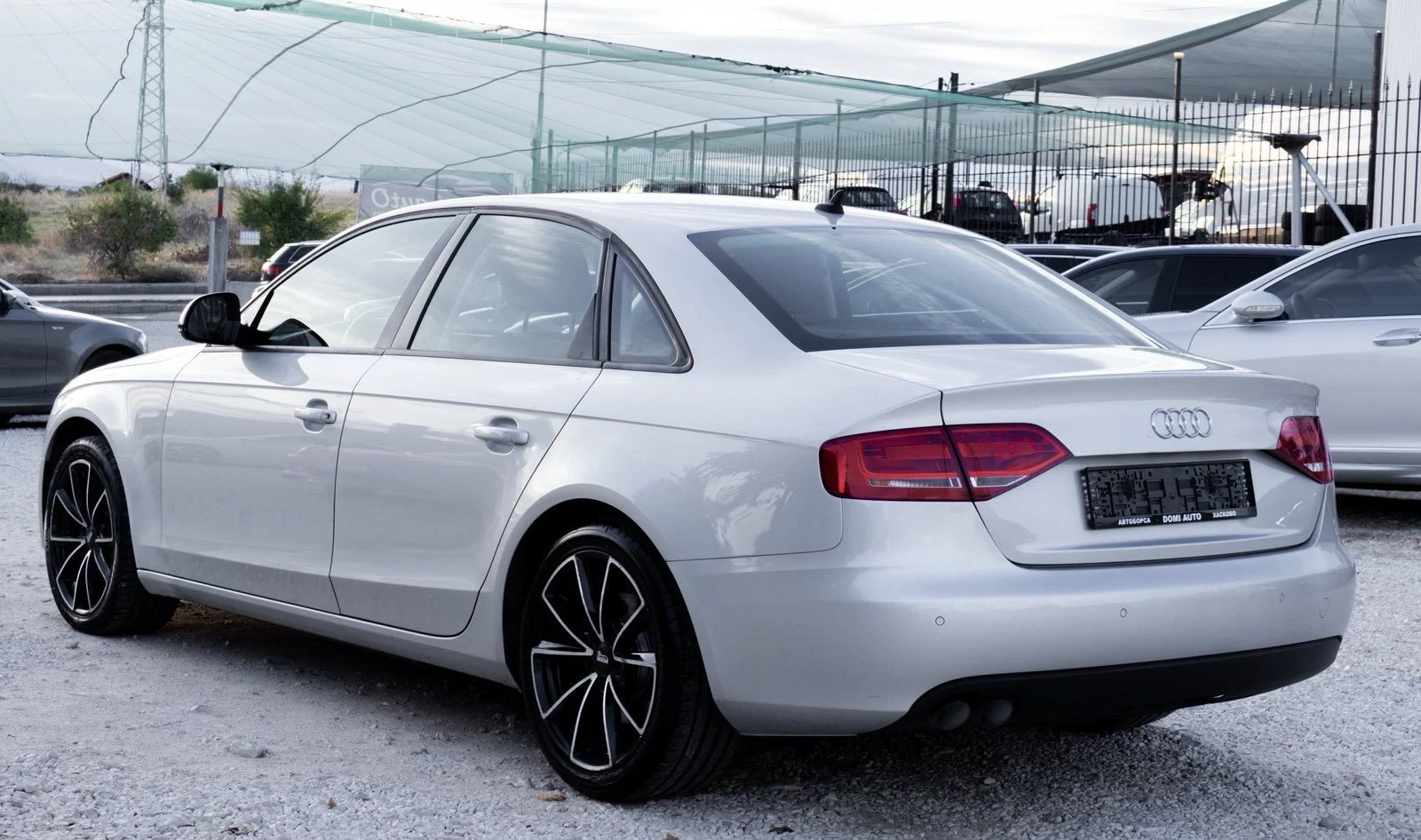 Audi A4 2.0tdi 143kc , снимка 4 - Автомобили и джипове - 56089615