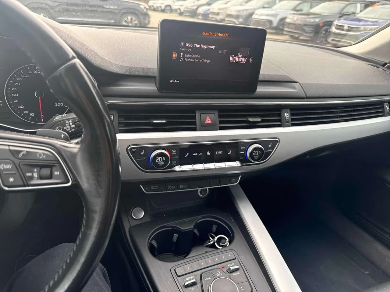 Audi A4 * ultra Premium * CARFAX * БЕЗ ПЪРВОНАЧАЛНА ВНОСКА, снимка 9 - Автомобили и джипове - 56170157