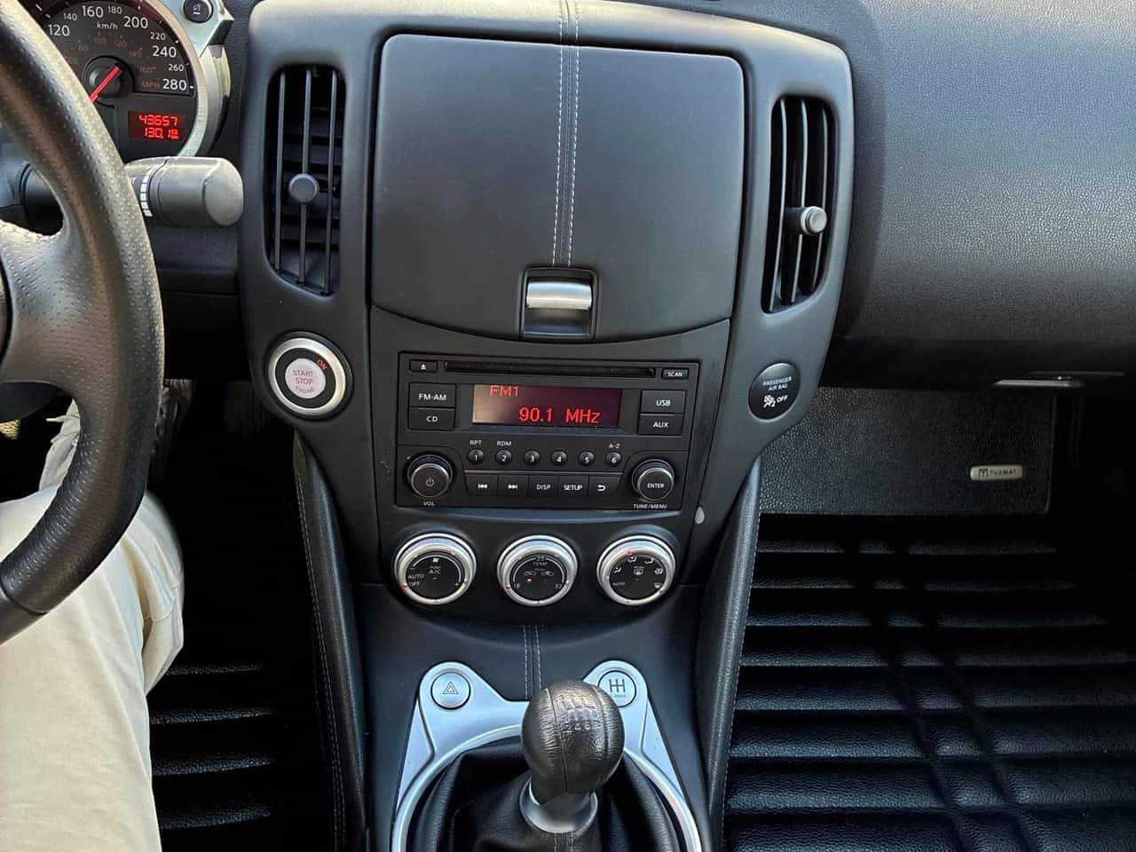 Nissan 370Z * Sport Manual * CARFAX * ��� ������������ ������ | Mobile.bg � ����������� 9