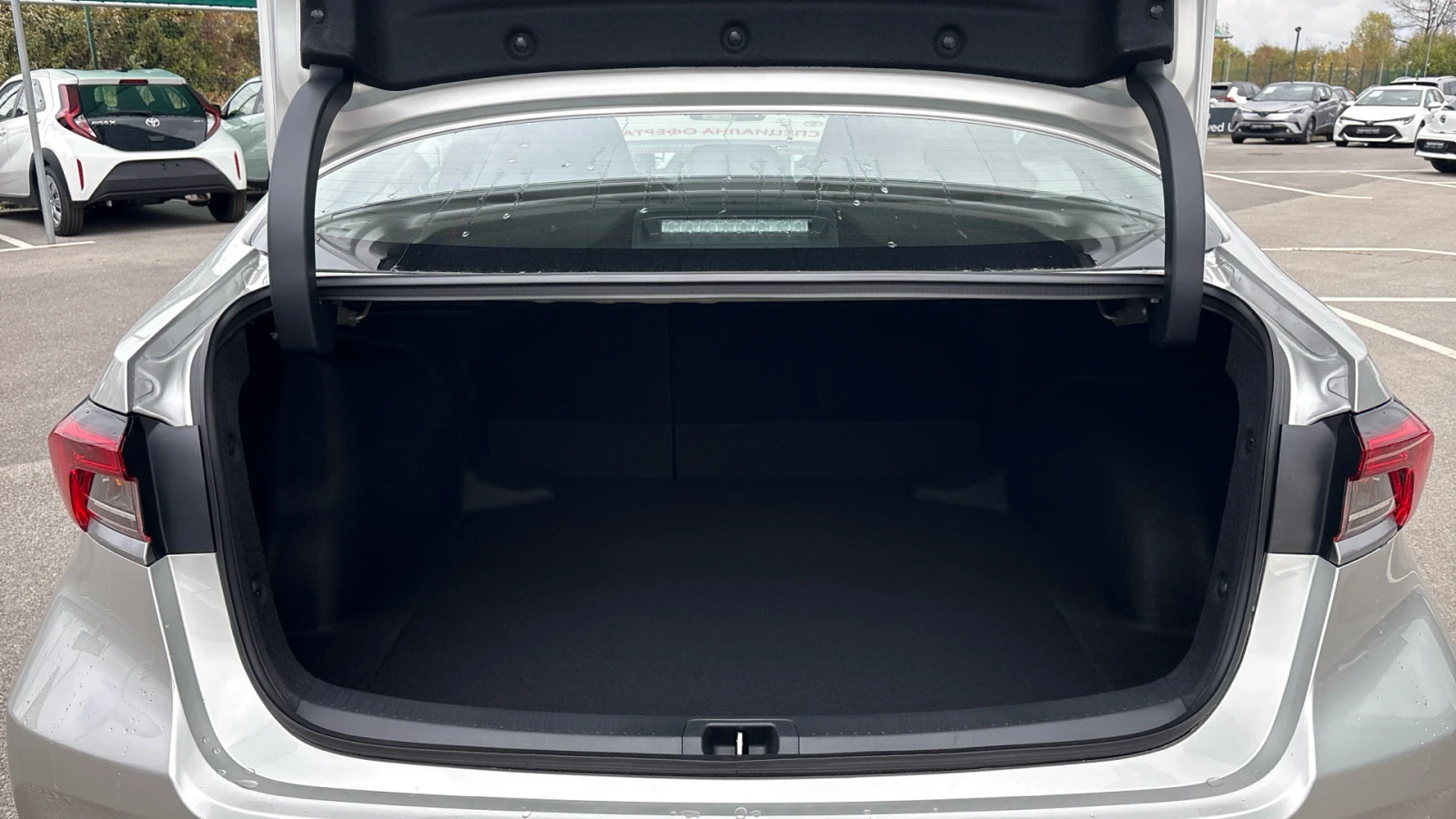Toyota Corolla 1.5l Petrol COMFORT | Mobile.bg � ����������� 16