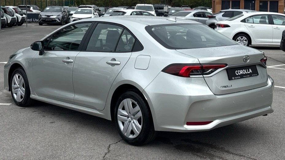Toyota Corolla 1.5l Petrol COMFORT | Mobile.bg � ����������� 4