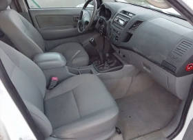 Toyota Hilux 2.5 d4d 100хил км , снимка 5
