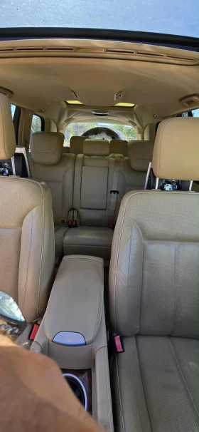 Mercedes-Benz GL 550 Mercedes-Benz GL 550  5.5 v8 388к.с, Джип, Употреб, снимка 9