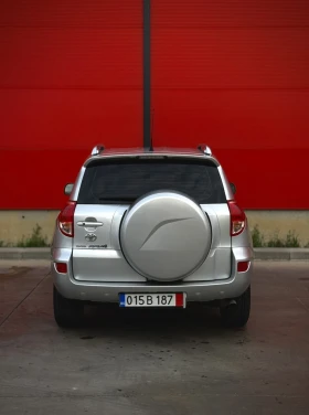 Toyota Rav4 2.0i 152к.с.AUTOMATIC - 7999 € / 15644.68 лв. - 53346648 8