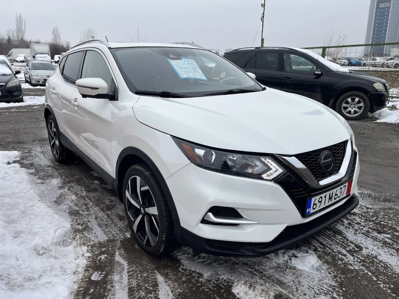 Nissan Qashqai 2.0i-SV 4X4 AWD EURO-6, снимка 4 - Автомобили и джипове - 48575197