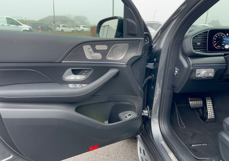Mercedes-Benz GLS 350 GLS 350 d 4MATIC AMG- Line, снимка 8 - Автомобили и джипове - 52811740