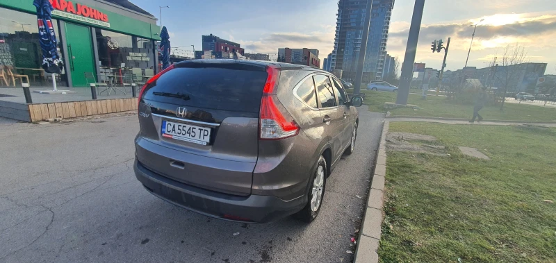 Honda Cr-v FWD, снимка 9 - Автомобили и джипове - 52890706