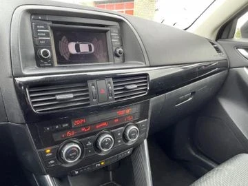 Mazda CX-5 2.2 Sky Active, снимка 10 - Автомобили и джипове - 47273137