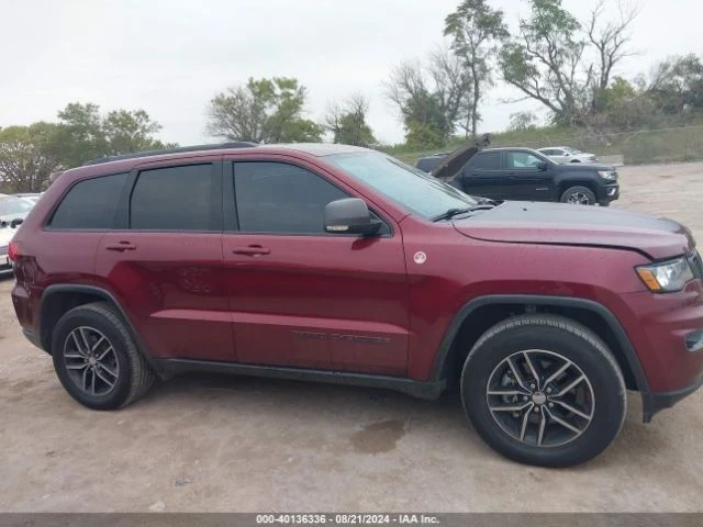 Jeep Grand cherokee, снимка 11 - Автомобили и джипове - 48726357