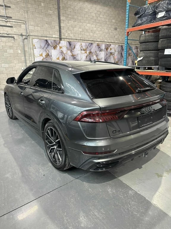 Audi Q8 * Technik * CARFAX * БЕЗ ПЪРВОНАЧАЛНА ВНОСКА - изображение 2