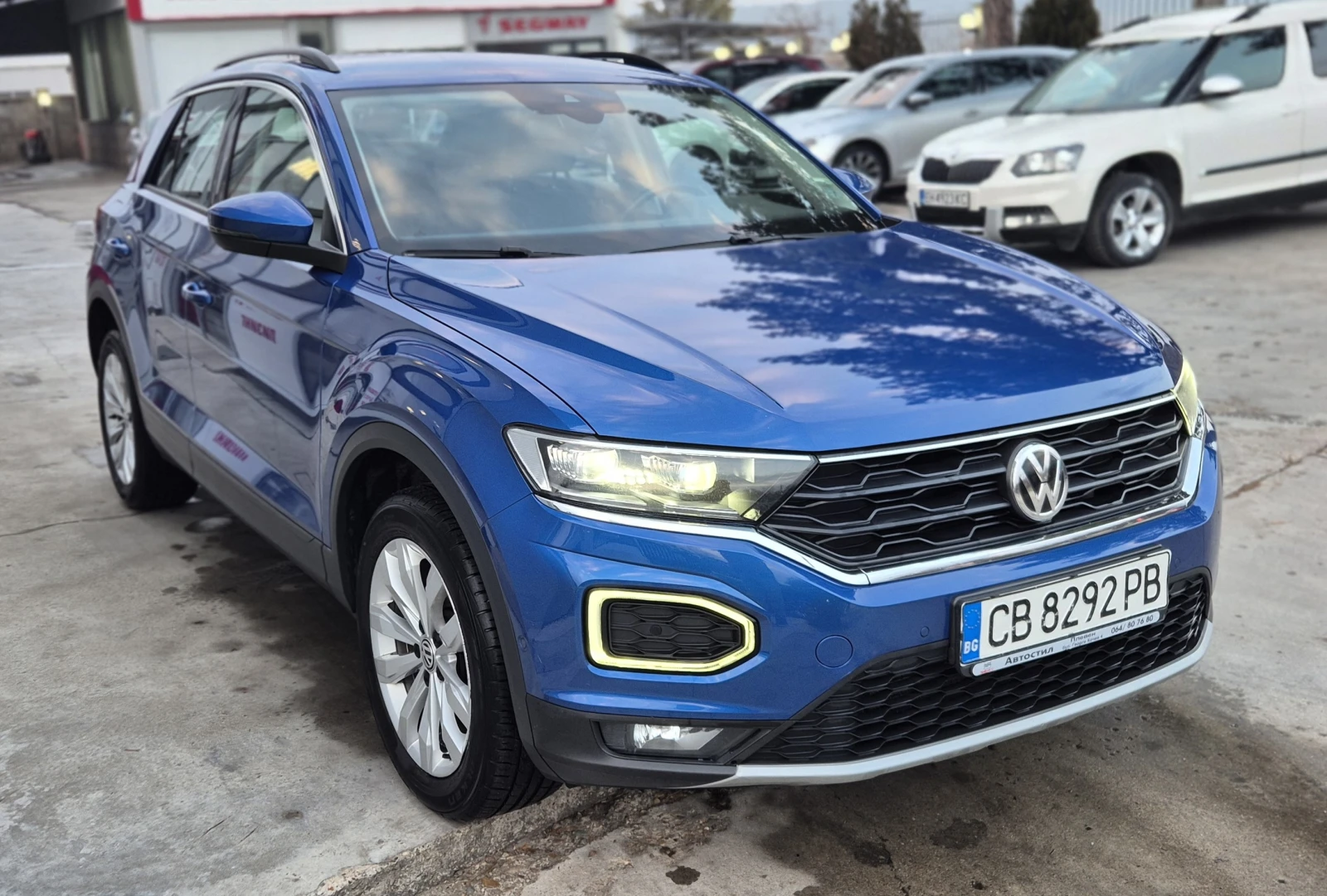 VW T-Roc 1.5TSI АВТОМАТИК - изображение 3