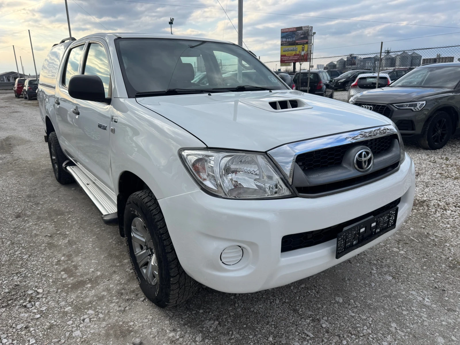 Toyota Hilux 2.5 d4d 100хил км  - изображение 2