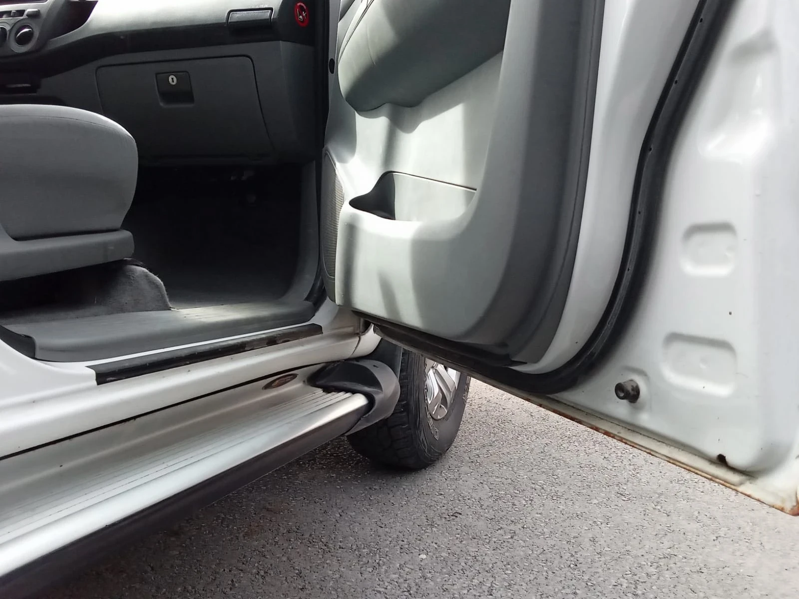 Toyota Hilux 2.5 d4d 100хил км  - изображение 10
