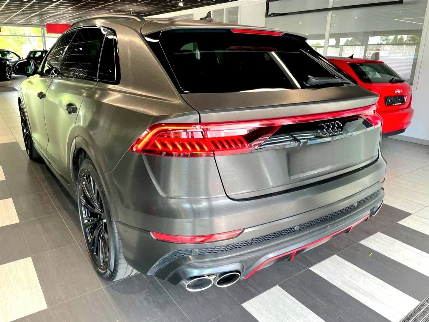 Audi SQ8 ОЧАКВАН ВНОС FULL QUATTRO TUNING ЛИЗИНГ 100% - изображение 10