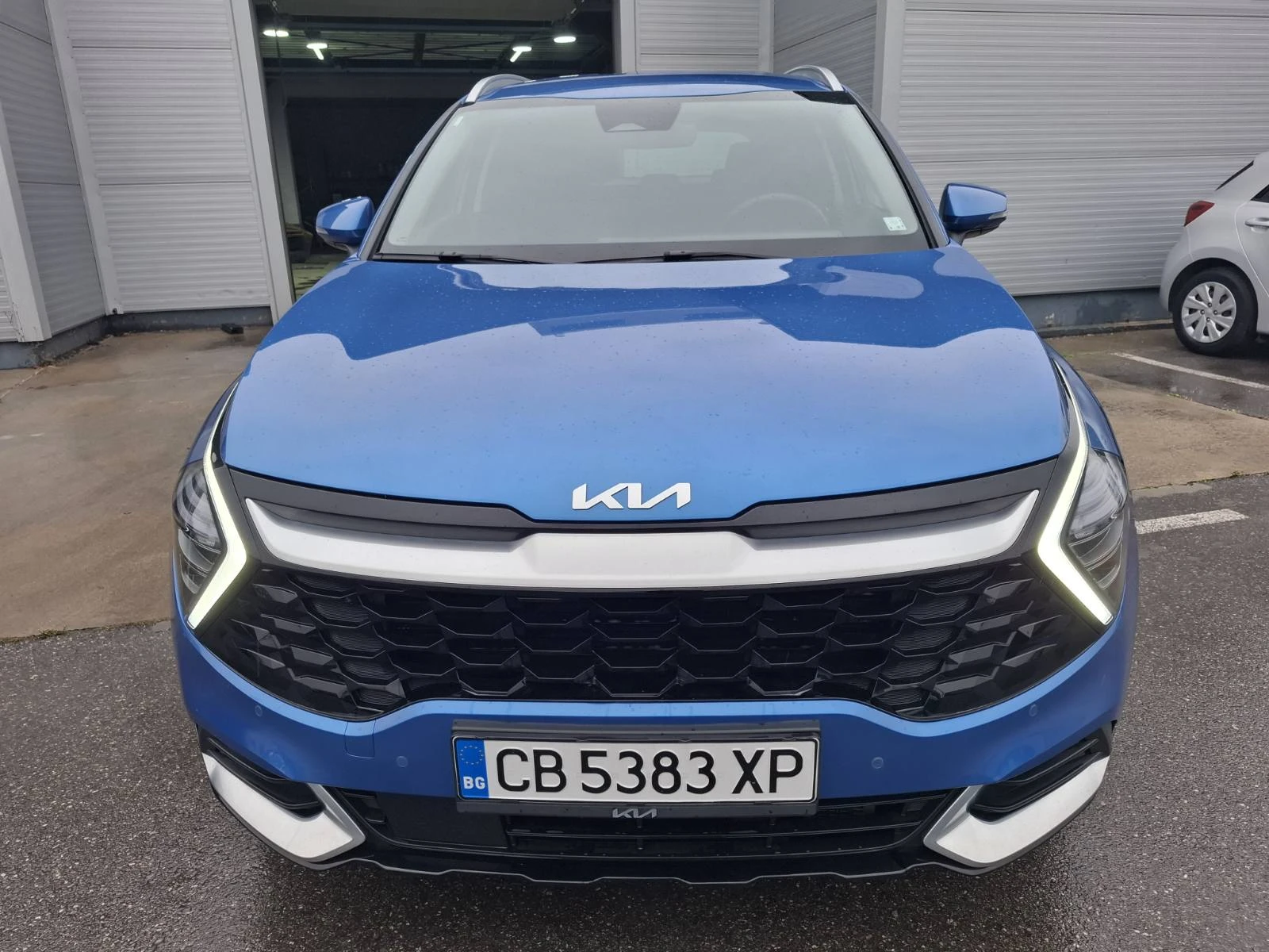 Kia Sportage 1.6 HEV - EX Гаранция - изображение 2