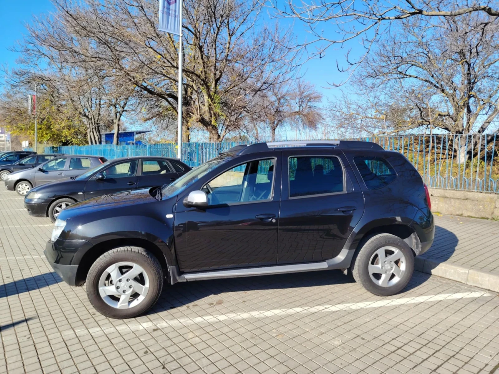 Dacia Duster 1.6 i 110  | Mobile.bg   13