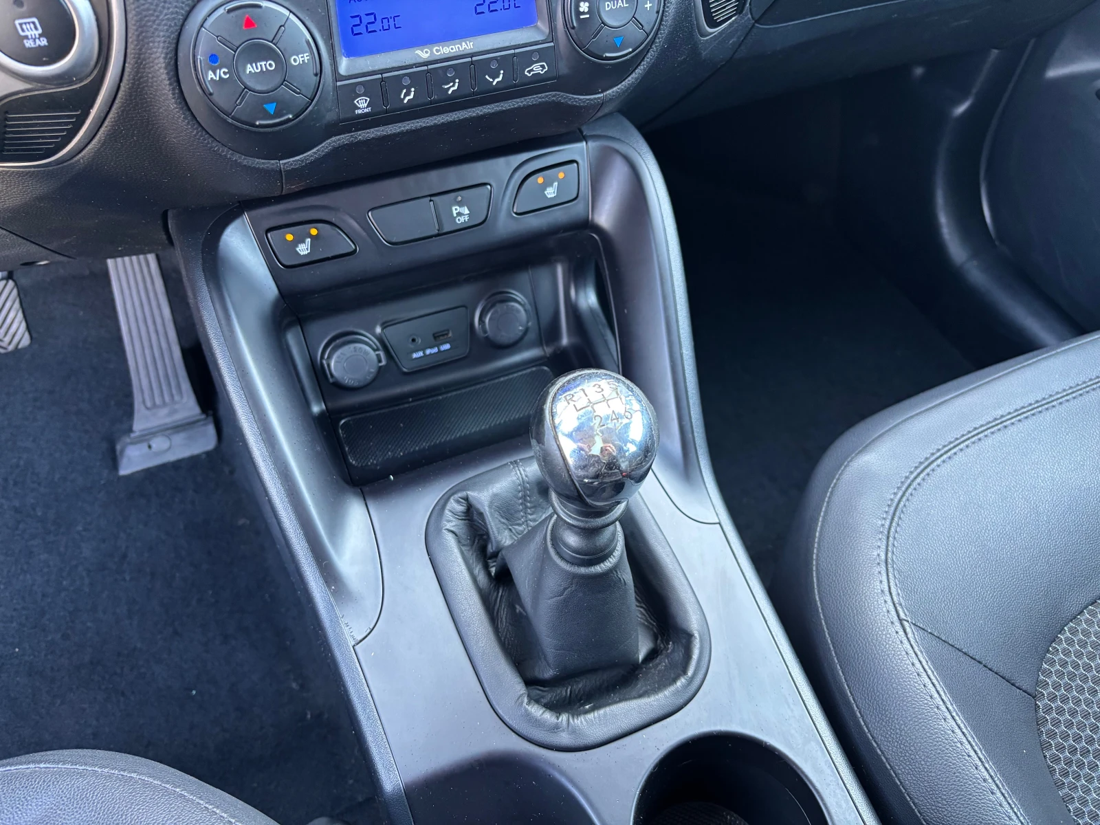 Hyundai IX35 1.7CRDI-FULLL* * * , снимка 12 - Автомобили и джипове - 53754300