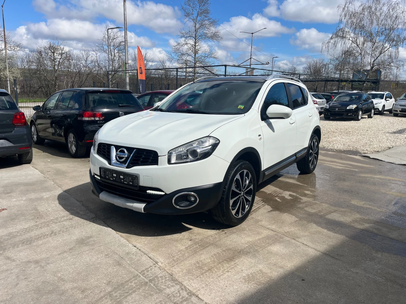 Nissan Qashqai 1.5dci Панорама , снимка 3 - Автомобили и джипове - 54006094