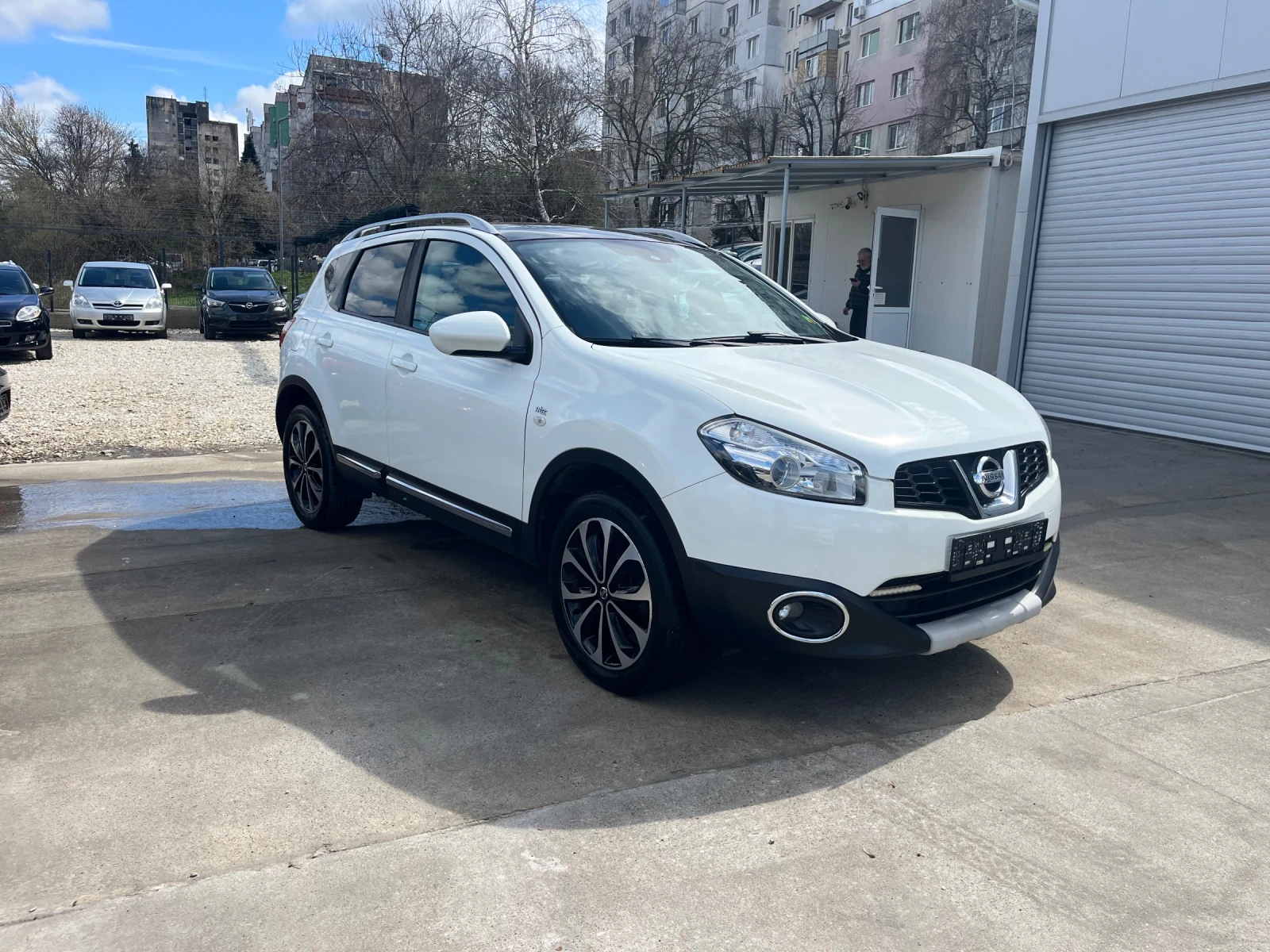 Nissan Qashqai 1.5dci Панорама , снимка 17 - Автомобили и джипове - 54006094