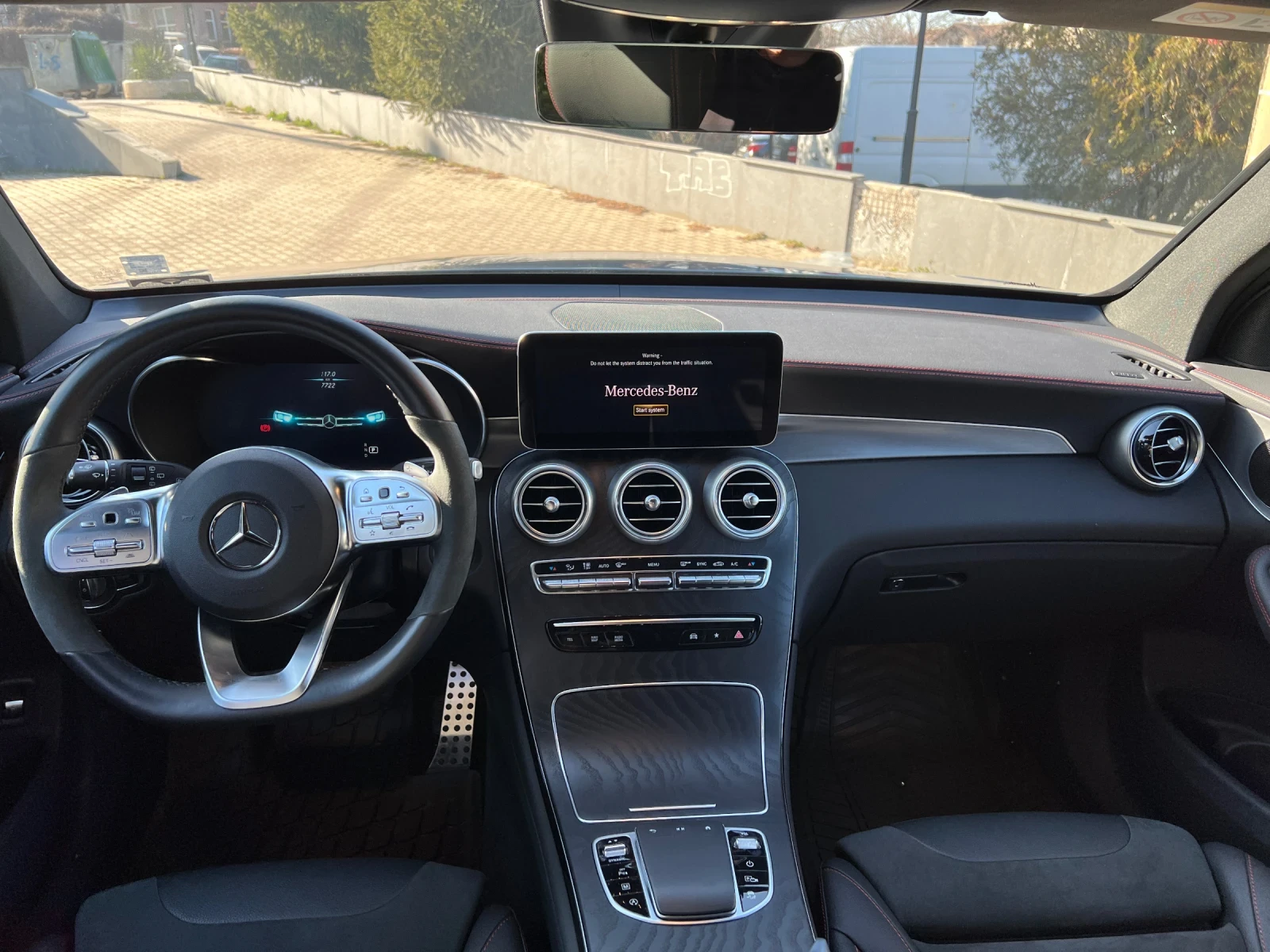 Mercedes-Benz GLC 400, снимка 9 - Автомобили и джипове - 54106440