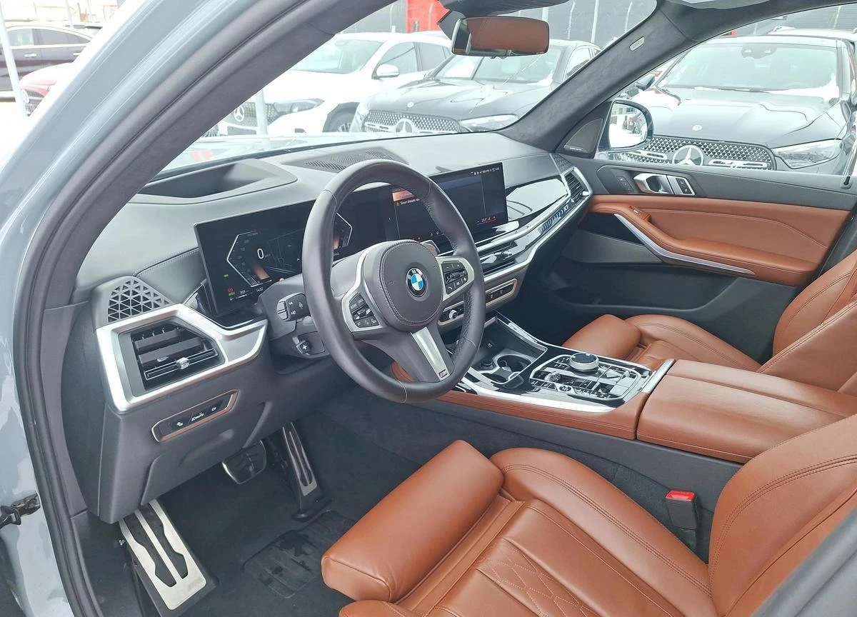 BMW X7 xDrive M-Sport, снимка 6 - Автомобили и джипове - 54044516
