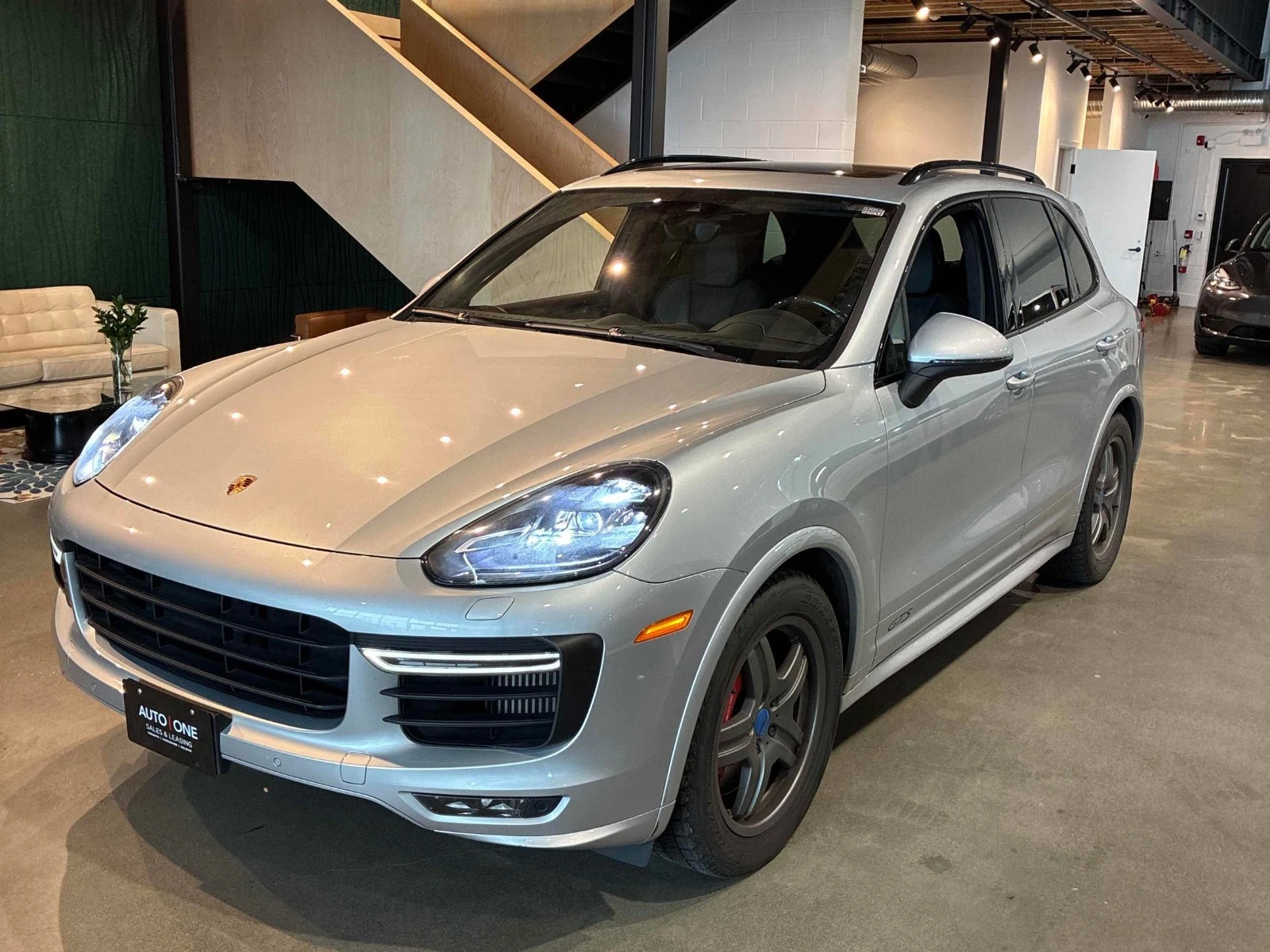 Porsche Cayenne GTS РЕГИСТАЦИЯ+ ОБСЛУЖВАНЕ | Auto.bg — изображение 1