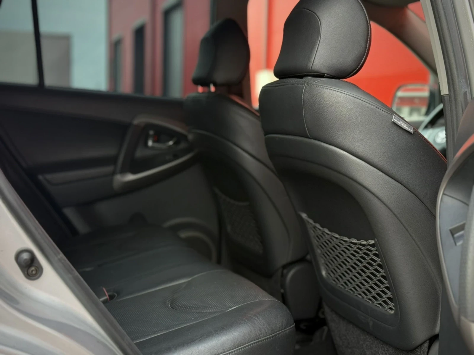 Toyota Rav4 2.0i 152к.с.AUTOMATIC, снимка 13 - Автомобили и джипове - 54218304