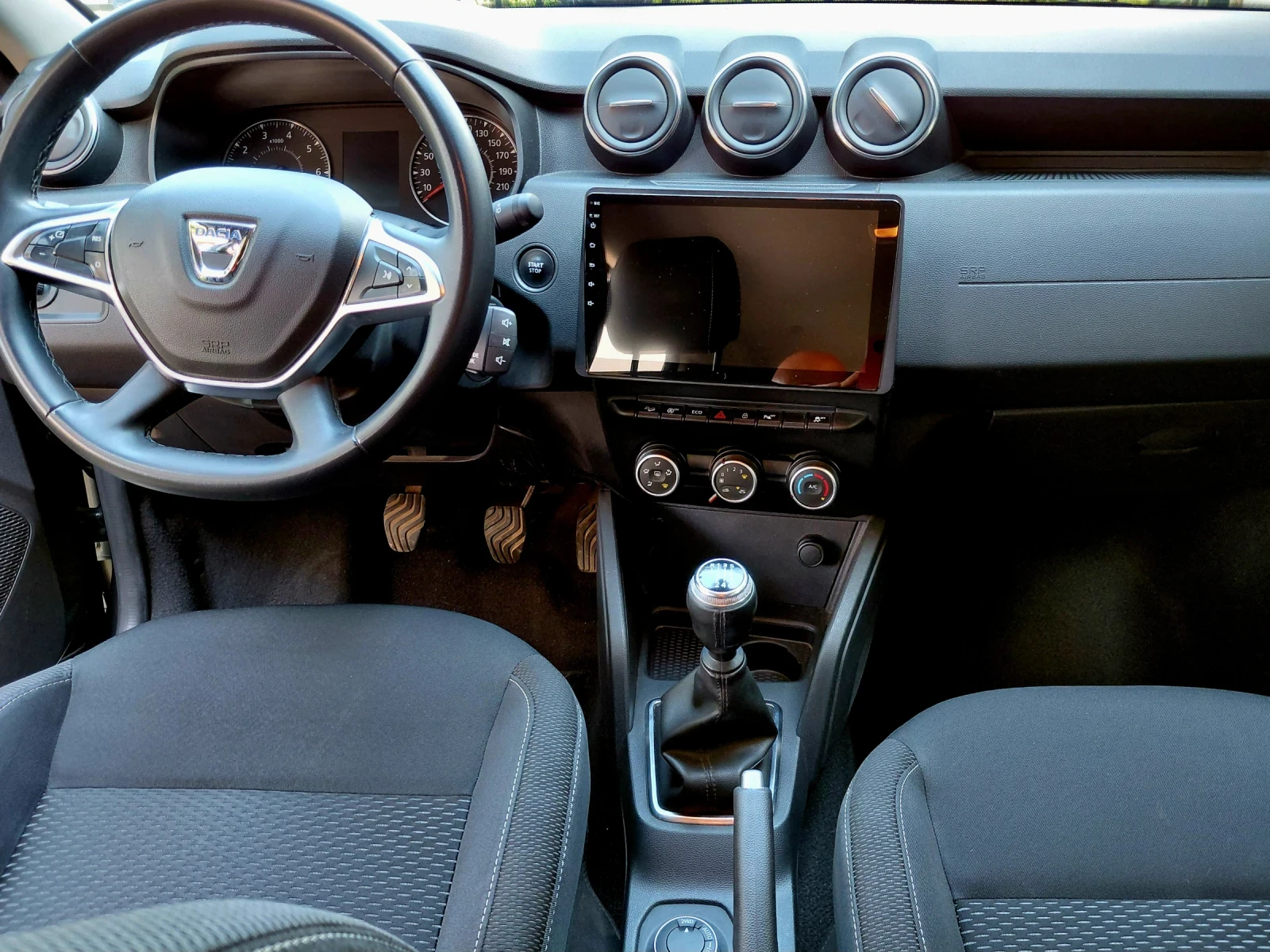 Dacia Duster 4х4 от България 120хил. 1.5 D отл.състояние, снимка 15 - Автомобили и джипове - 54479712